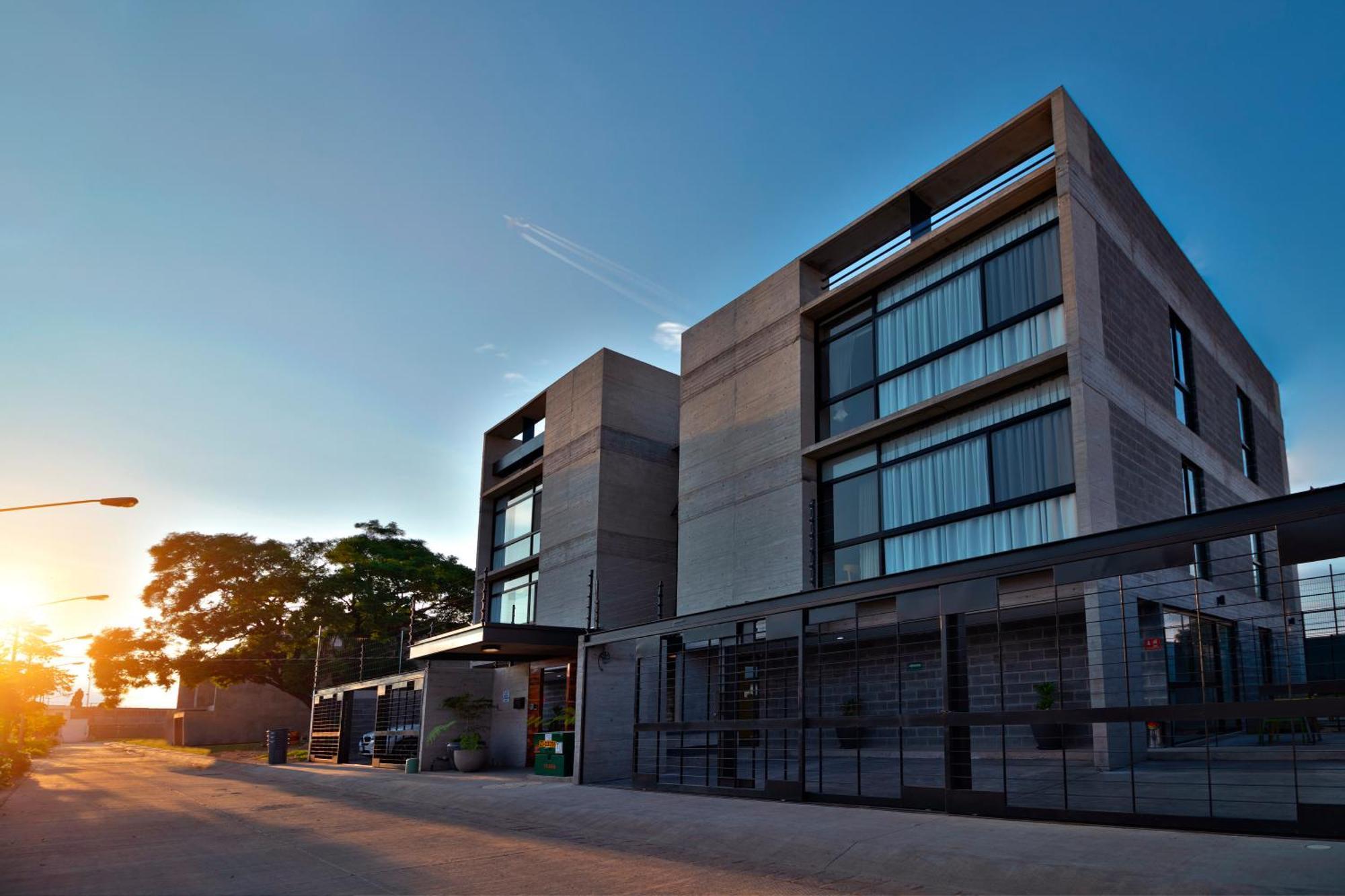 Arboleda 5 Luxury Lofts Aparthotel Silao Exterior photo