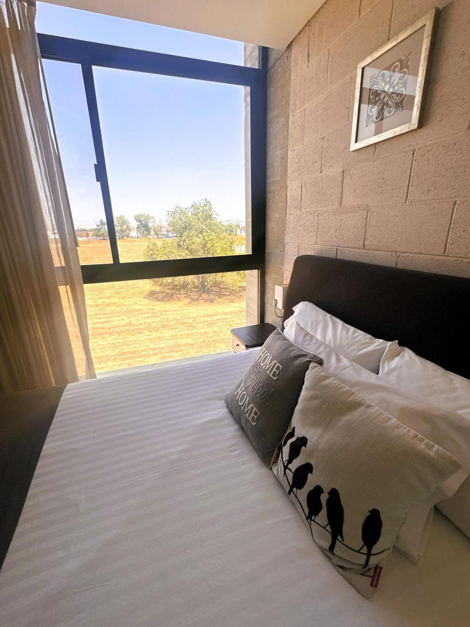 Arboleda 5 Luxury Lofts Aparthotel Silao Exterior photo