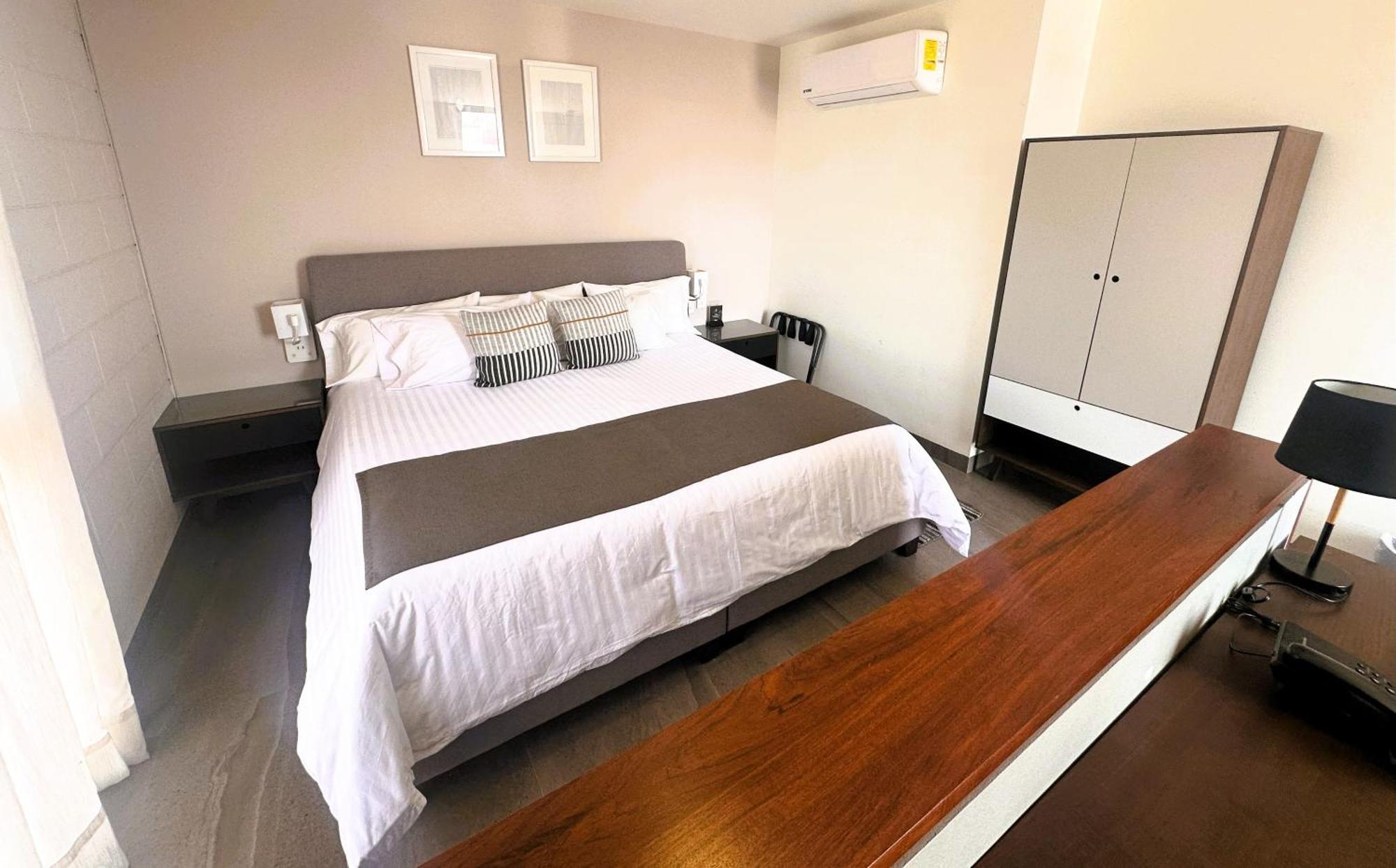 Arboleda 5 Luxury Lofts Aparthotel Silao Exterior photo
